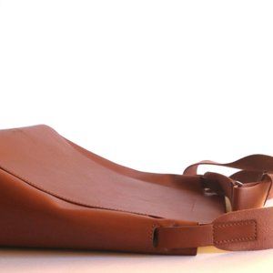 Everlane -- The Form Bag